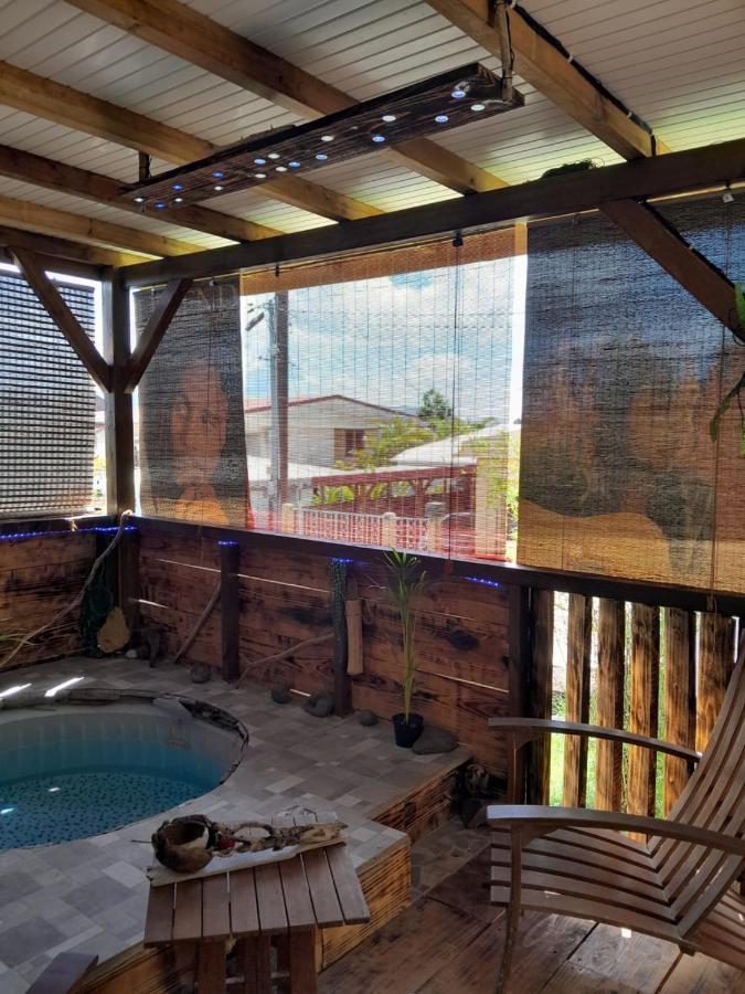 Kami Lodge F3 Jacuzzi Riviere-Salee Exteriör bild